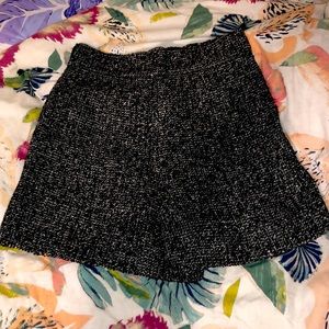 XS Zara Heather grey shorts 50% acrylic, 25% polyester, 15% cotton, 10% viscose